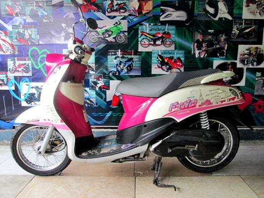 Fino สีชมพู รุ่นขายดี เกย์แยก เครื่องยนต์เดิมๆ Fino สีชมพู รุ่นขายดี เกย์แยก เครื่องยนต์เดิมๆ