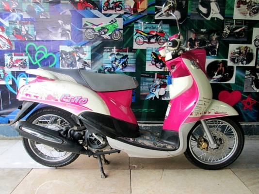 Fino สีชมพู รุ่นขายดี เกย์แยก เครื่องยนต์เดิมๆ Fino สีชมพู รุ่นขายดี เกย์แยก เครื่องยนต์เดิมๆ