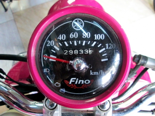 Fino สีชมพู รุ่นขายดี เกย์แยก เครื่องยนต์เดิมๆ Fino สีชมพู รุ่นขายดี เกย์แยก เครื่องยนต์เดิมๆ