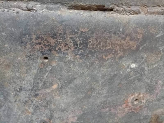 ขายคู่ 600,000 บาท   KOMATSU PC100-3 ราคา 295,000 บาท เครื่อง 6D14 ดี ปั้มแรง โช่หนา เอกสารเล่มทะเบียน  ISUZU JCM 1 เพลา 365,000 บาท เครื่อง 6BD1-165 แรง หัวบาง ยางดี คัสชีสวย  พวงมาลัยเพาเวอร์ เอกสารเล่มทะเบียน  รถอยู่ จ.อุบลราชธานี โทร&amp;ไอดีไลน์ 0610