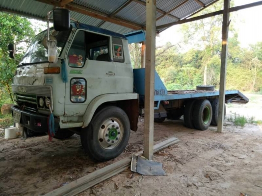 ขายคู่ 600,000 บาท   KOMATSU PC100-3 ราคา 295,000 บาท เครื่อง 6D14 ดี ปั้มแรง โช่หนา เอกสารเล่มทะเบียน  ISUZU JCM 1 เพลา 365,000 บาท เครื่อง 6BD1-165 แรง หัวบาง ยางดี คัสชีสวย  พวงมาลัยเพาเวอร์ เอกสารเล่มทะเบียน  รถอยู่ จ.อุบลราชธานี โทร&amp;ไอดีไลน์ 0610