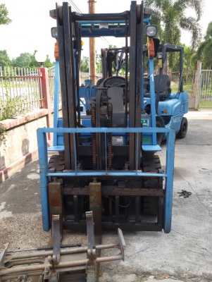 รถโฟล์คลิฟท์ดีเซลยี่ห้อ TCM ยกได้ 2 ตันสูง 3 เมตร ใช้น้อยรถประมูล รถโฟล์คลิฟท์ดีเซลยี่ห้อ TCM ยกได้ 2 ตันสูง 3 เมตร ใช้น้อยรถประมูล