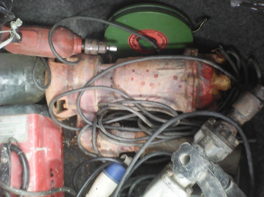 ขายไดโว่สูบน้ำ2"3800 ขายไดโว่สูบน้ำ2"3800