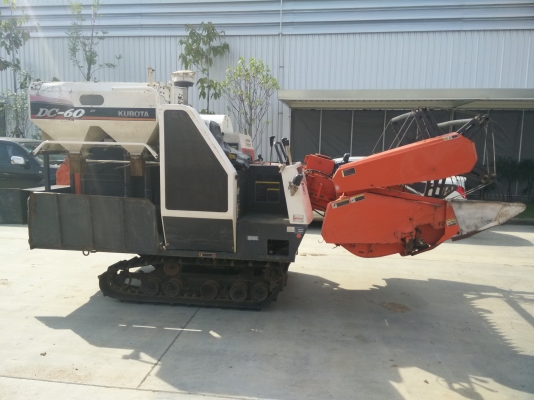 รถเกี่ยวนวดข้าว Kubota DC60 รถสภาพดีราคาถูกอย่างนี้มีที่ไหน รีบตัดสินใตกันครับ