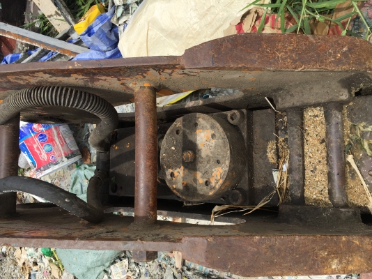 ขายแย็กใส่แมคโฮ120 ขายแย็กใส่แมคโฮ120