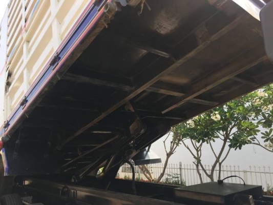 Isuzu 360 แรง ปี 57 ดัมพ์เหล็กคอกเกษตร ลูก 3 เพลาแท้ ทะเบียนพร้อม