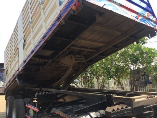 Isuzu 360 แรง ปี 57 ดัมพ์เหล็กคอกเกษตร ลูก 3 เพลาแท้ ทะเบียนพร้อม