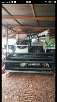 ขายรถเกี่ยวข้าว KUBOTA 95 PLUS รถปี 58 ใช้งานได้ 800 กว่า ช.ม ขายรถเกี่ยวข้าว KUBOTA 95 PLUS รถปี 58 ใช้งานได้ 800 กว่า ช.ม