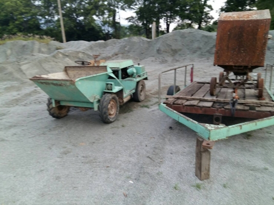 รถดั้มเปอร์ เครื่องจิมมีนี่ พร้อมโม่ปูนและเทรนเลอร์ลาก