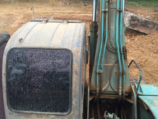 ขายรถแบคโฮ KOBELCO SK200 MARK V SUPER แอร์ไฟฟ้าเอกสารพร้อม สนใจโทร 081-970-1072