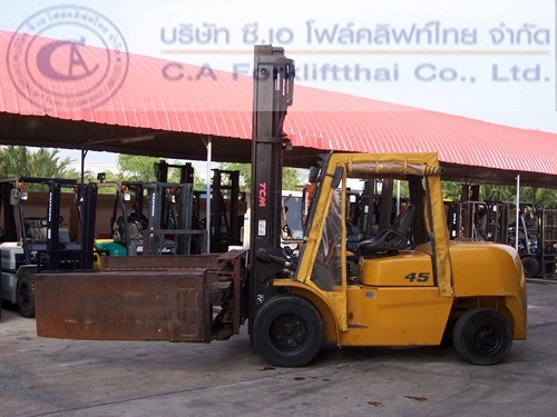 ขาย รถโฟล์คลิฟท์ TCM รุ่น FD45C9