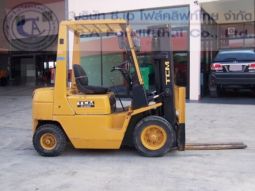 ขาย รถโฟล์คลิฟท์ TCM รุ่น FD25Z3