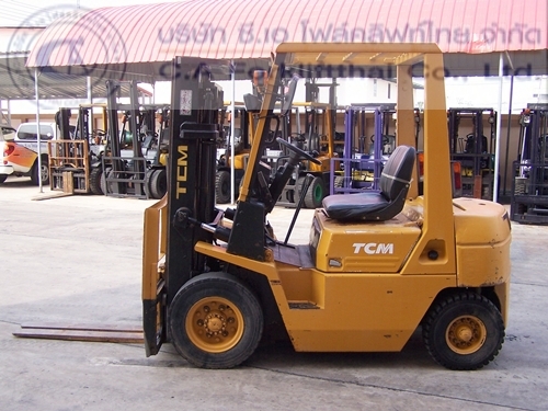 ขาย รถโฟล์คลิฟท์ TCM รุ่น FD25Z3