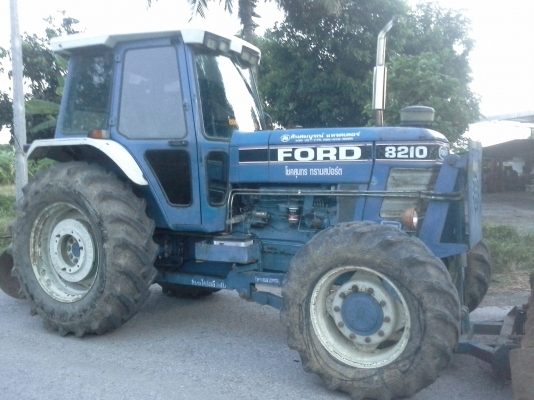 ขายฟอดร์ 8210 สองเพาคาราโร่ 10 นอต 110 แรงแอร์เย็นดันหน้าหางเจ็ด เล่มทะเบียน