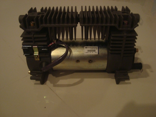 ขายปั๊มลม รถ BENZ Vario รุ่น 614D, 814D