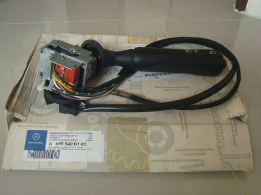 ขายสวิทช์ไฟหน้า รถ BENZ Vario รุ่น 614D, 814D.