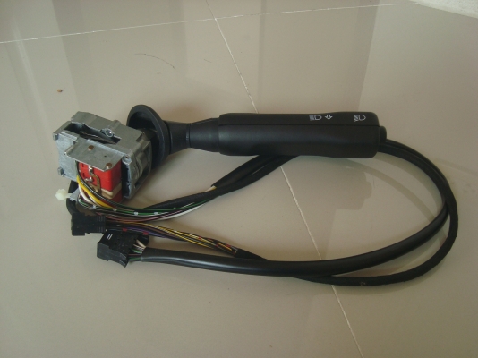 ขายสวิทช์ไฟหน้า รถ BENZ Vario รุ่น 614D, 814D.