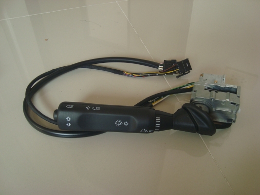 ขายสวิทช์ไฟหน้า รถ BENZ Vario รุ่น 614D, 814D.