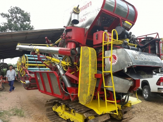 ขายรถเกี่ยวข้าวพร้อมเทลเลอร์ ช้างน้องไวไฟ ตัวเดิน 8 ค.HINO 150 เทอร์โบว์