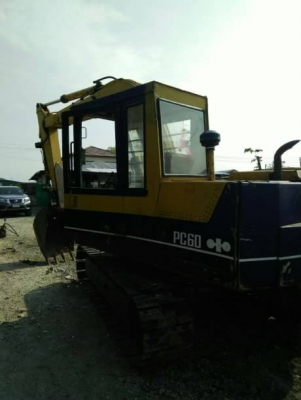 KOMATSU PC 60-3