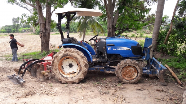 ขายรถไถนิวฮอลแลนด์ TC48R