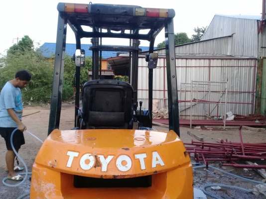 ฟอร์คลิฟต์ TOYOTA 2.5 ตัน