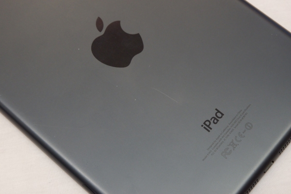 Ipad mini 16 GB WIFI Cellular A1455 ติดฟีล์ม สภาพดี ใช้ได้ปกติ ส่งฟรี