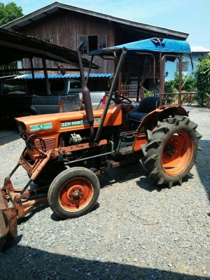 รถไถ L2201G พร้อมอุปกรณ์ 65,000 บาทพร้อมต่อรองได้  รถแรงง! สวย!! พร้อมใช้งานทันที สนใจสอบถามได้คร้าบบบบ