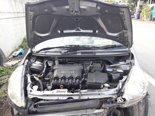 ขายรถอุบัติเหต Honda Jazz ปี2007 เล่มโอนมีพร้อม