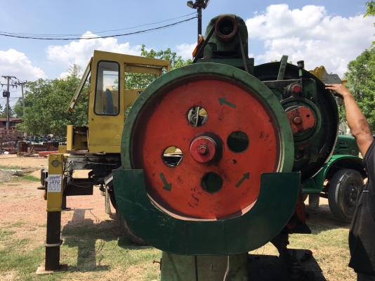 เครื่องปั้มโลหะ แบบเท้าเหยียบ ใช้งานได้ปกติ ขายตามสภาพ เครื่องปั้มโลหะ แบบเท้าเหยียบ ใช้งานได้ปกติ ขายตามสภาพ