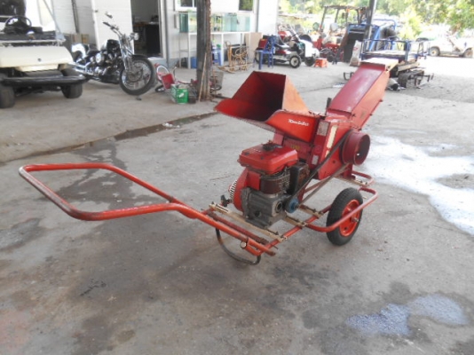 ีเครื่องย่อยกิ่งไม้ G500L พร้อมใช้งาน