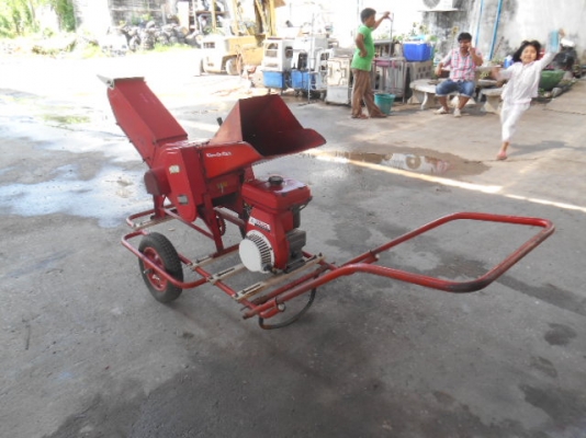 ีเครื่องย่อยกิ่งไม้ G500L พร้อมใช้งาน