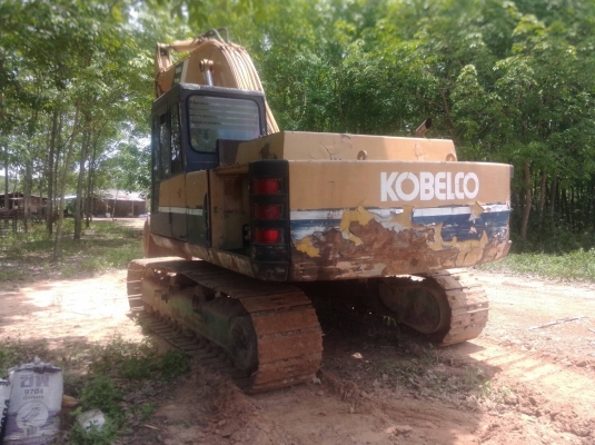 ขายรถขุด แบคโฮ KOBELCO SK 200 มาร์คทรู รถสมบูรณ์มาก เอกสารอินวอย ราคา 460,000 สนใจ 0835601591 หรือ 0903494058