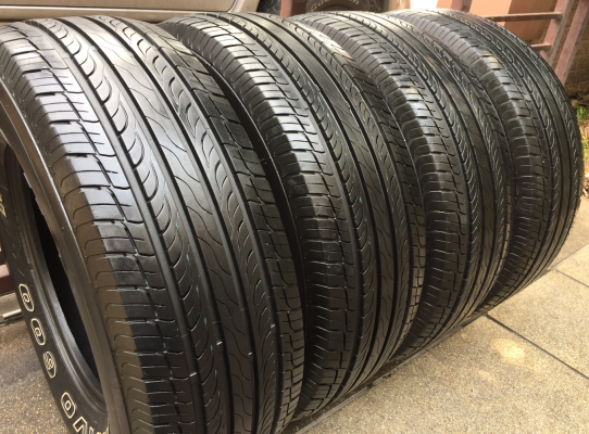 ยาง Maxxis 265 70 16 ปลายปี12 ดอกเต็มใช้ยาว ราคาไม่แพง