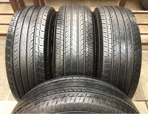 ยาง Maxxis 265 70 16 ปลายปี12 ดอกเต็มใช้ยาว ราคาไม่แพง