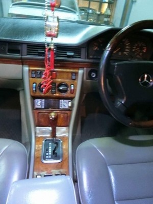 ขาย Benz 300 CE 2 ประตูมือสอง ขาย Benz 300 CE 2 ประตูมือสอง