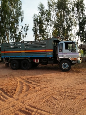 ขาย HINO เครื่อง EM 100 220 แรงม้า