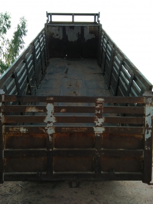 ขาย HINO เครื่อง EM 100 220 แรงม้า