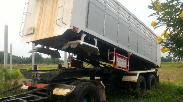 ขายครับ Hino Maca 380 แรง ปี 56 แม่+ลูก สภาพพร้อมใช้งาน เอกสารเล่มทะเบียนพร้อมโอน ราคา 2,690,000 ต่อ