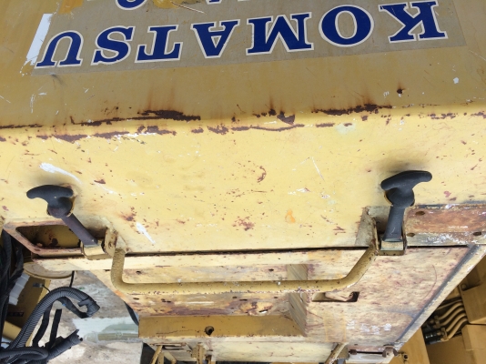 ขายรถตักเอวอ่อนKomatsu wa30 รถสวยนำเข้าจากญี่ปุ่นเกียมีเครื่องมีเอา/ปทำต่อคับไมมีเวลาทำคับ