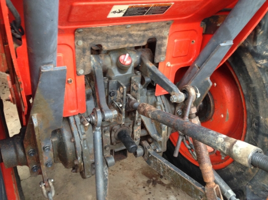 รถไถ 36 แรงปี  54 อุปกร 2 อย่าง   ซ. ม  700   นิด ฯฯ มือ ราคาเบาฯฯ  260000   บาท  วันทูคอล 098 668-3479 dtac 094 283-9369 สิทธิ์ คับ