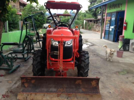 รถไถ 36 แรงปี  54 อุปกร 2 อย่าง   ซ. ม  700   นิด ฯฯ มือ ราคาเบาฯฯ  260000   บาท  วันทูคอล 098 668-3479 dtac 094 283-9369 สิทธิ์ คับ