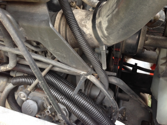 รถไถ 28 แรง เอกสารครบ   อุปกร 2 ชิ้น   ผานหน้ +ผานหลัง    พร้อมใช้ราคาเบา ฯฯฯ  140,000  บาท   วันทูคอล 098 668-3479 dtac 094 283-9369 สิทธิ์ คับ