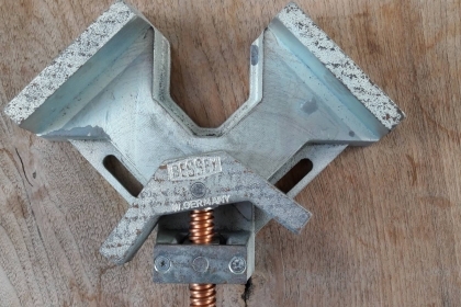 ขายปากกาเข้ามุมจับชิ้นงานเยอรมันBESSEY MADE IN W.GERMANY.