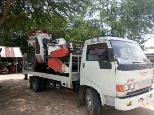 ขายรถเกี่ยวข้าวคูโบต้าDC 60 เล่มทะเบียน