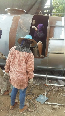 เร่งงานทุกวันครับ ถังน้ำมันมือสองสภาพสวยๆ ขัดล้างทำสีใหม่เรียบร้อย พร้อมส่งหลายใบครับ