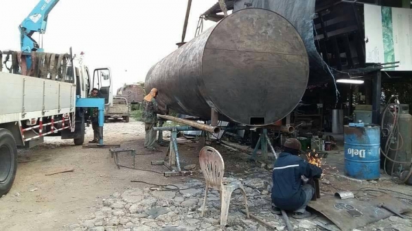 เร่งงานทุกวันครับ ถังน้ำมันมือสองสภาพสวยๆ ขัดล้างทำสีใหม่เรียบร้อย พร้อมส่งหลายใบครับ