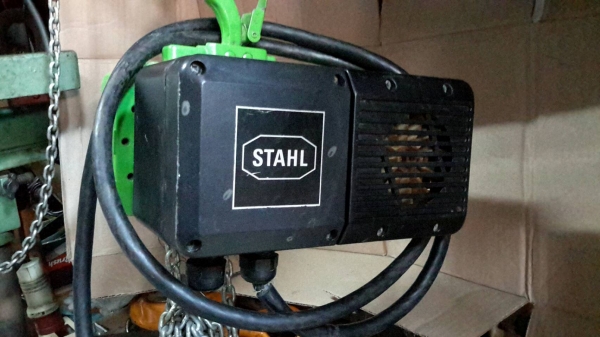 รอกโซ่ไฟฟ้า STAHL Made in Germany ขนาด 250gk