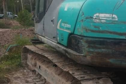 ขาย 690,000 Kobelco Sk 100 Mark 5 Super ไฟฟ้าครบ เครื่องดี ปั้มแรง เอวแน่น ช่วงล่างแน่น รถอยู่ จันทบุรี 090-772-3710 090-772-3708