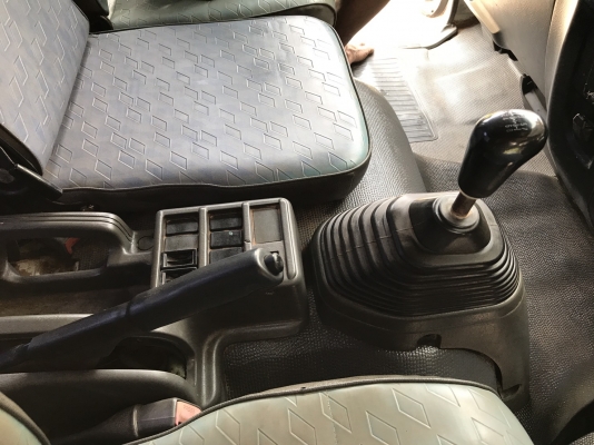 ขายครับ ISUZU 320 แรงปี 49 ดัมพ์เกษตร มีระบบลากลูก เครื่องดี คัสซีสวย แอร์เย็น เอกสารเล่มทะเบียนพร้อมโอน ราคา 1,690,000 ต่อรองสนใจติดต่อ 0935604445
